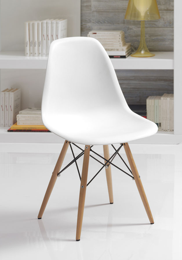 Chaise blanc style scandinave