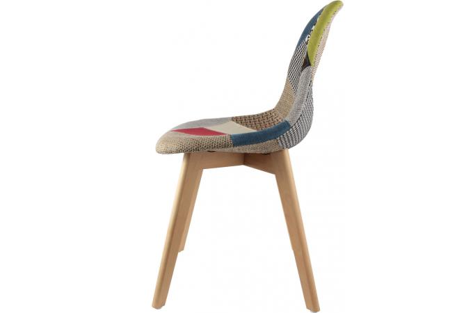 Chaise colorée scandinave