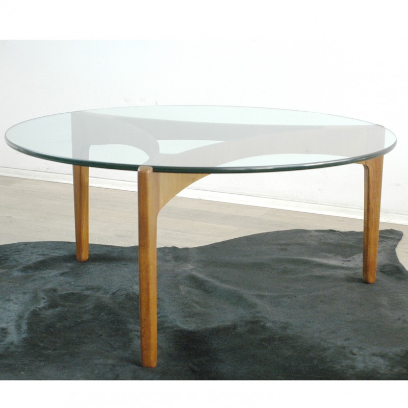 Table basse scandinave en verre