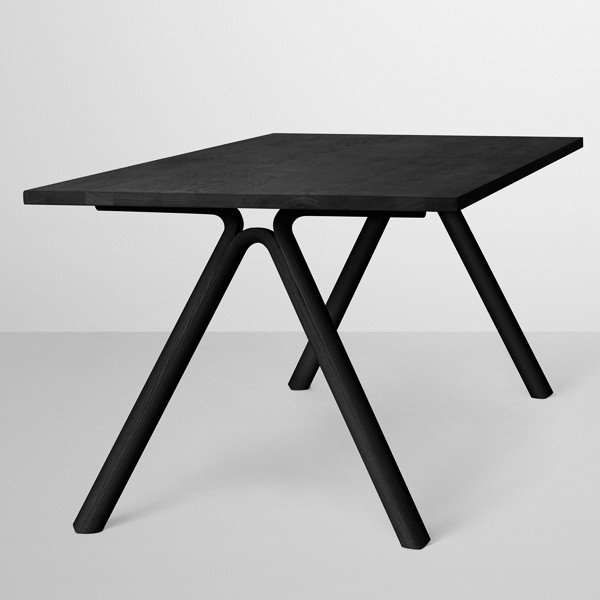Table noir scandinave