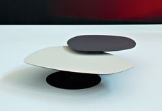 Table basse design noire hypso