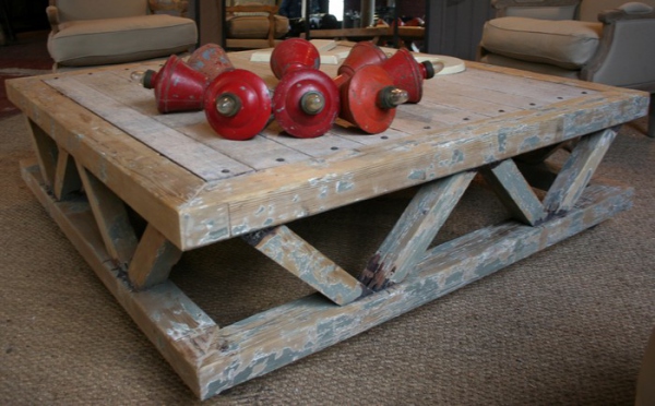 Ancienne table basse en bois