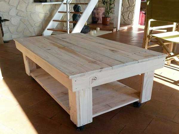 Table basse palette taupe