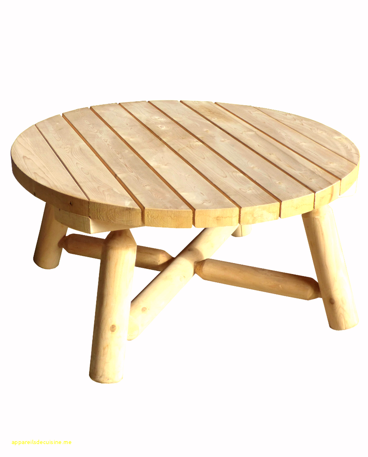 Restaurer une table basse en bois