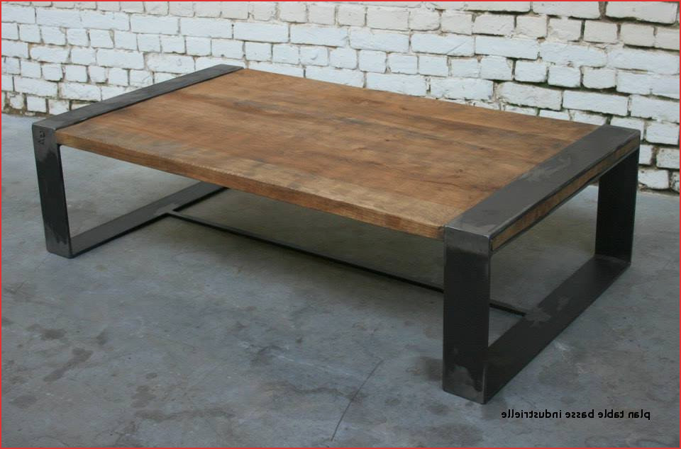 Plan de table basse en bois
