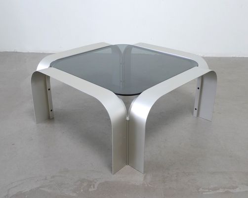 Table basse en verre teinté