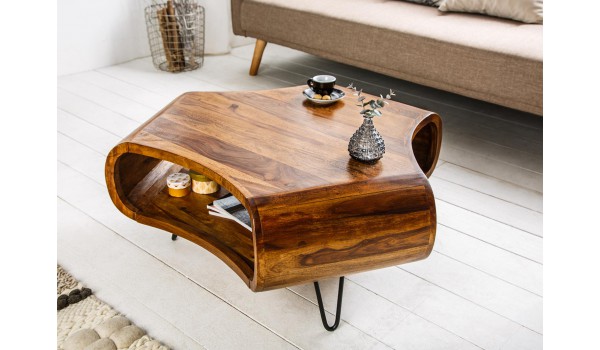 Table basse design bois brut