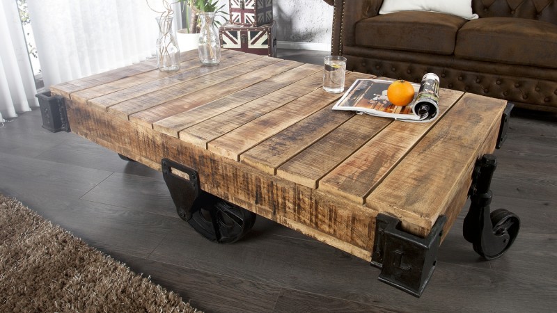 Table basse en bois de manguier