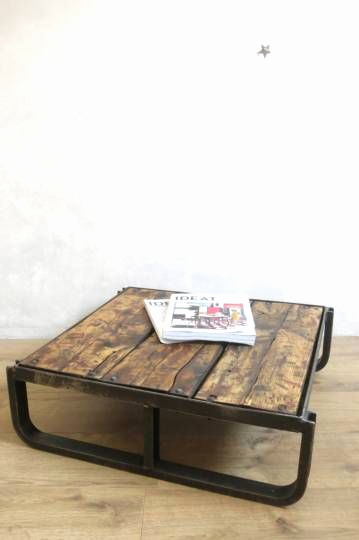 Table basse industrielle sncf