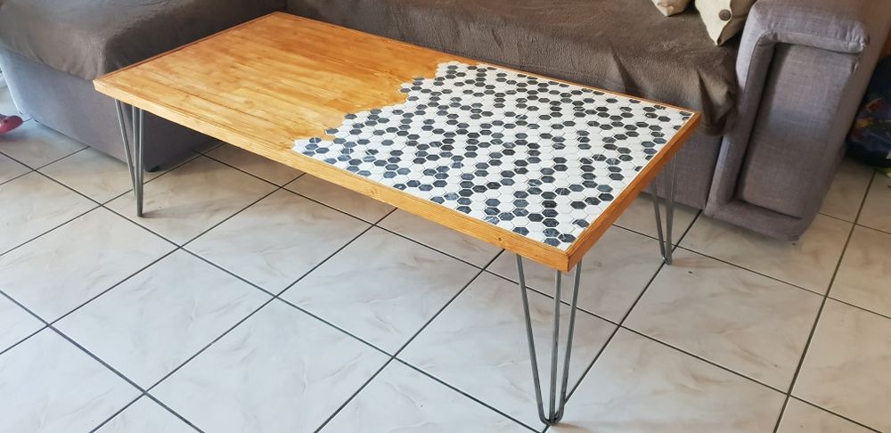Table basse en bois brut à peindre