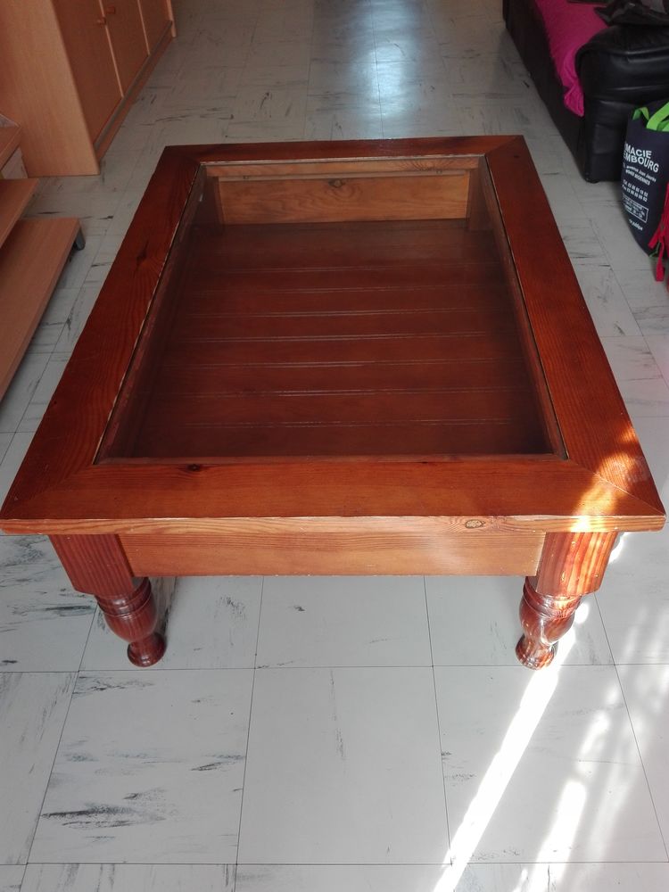 Table basse bois avec vitre