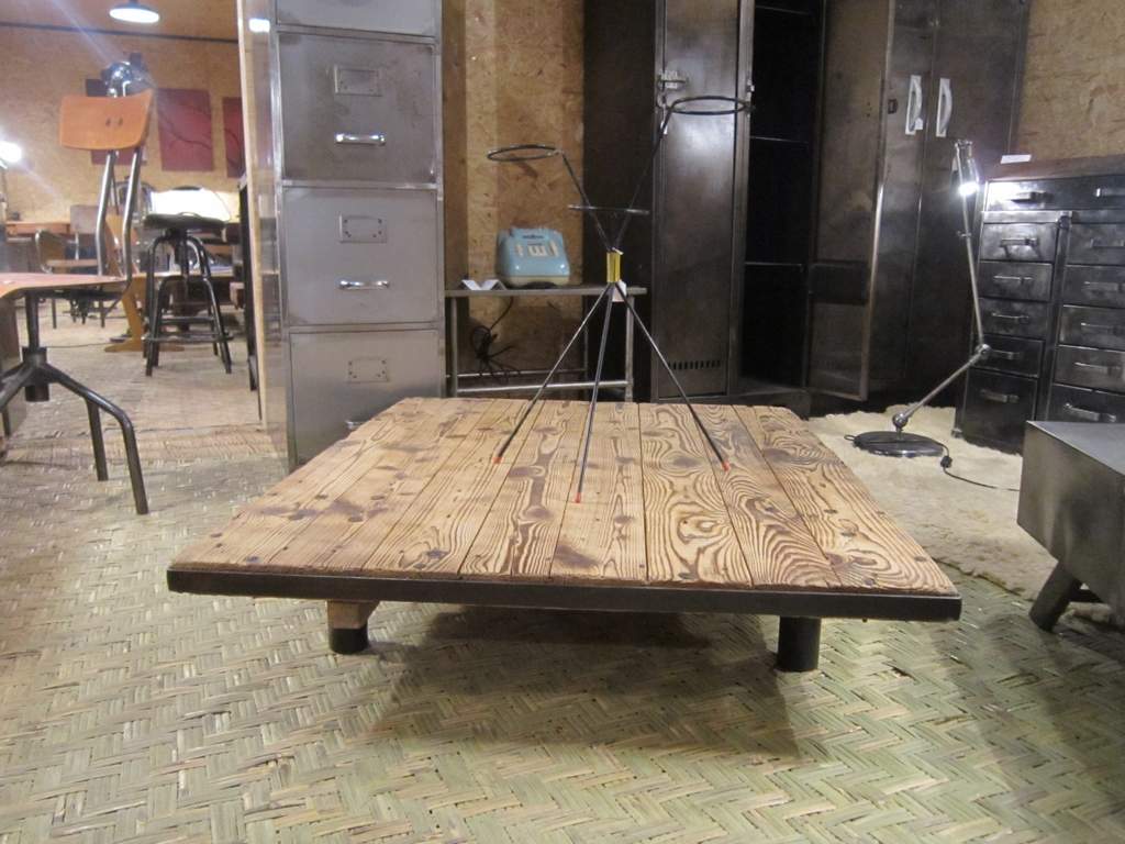 Grande table basse ancienne en bois