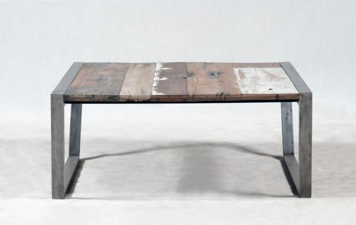 Table basse vintage bois carrée