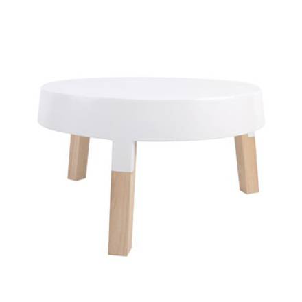 Petite table basse en bois blanc